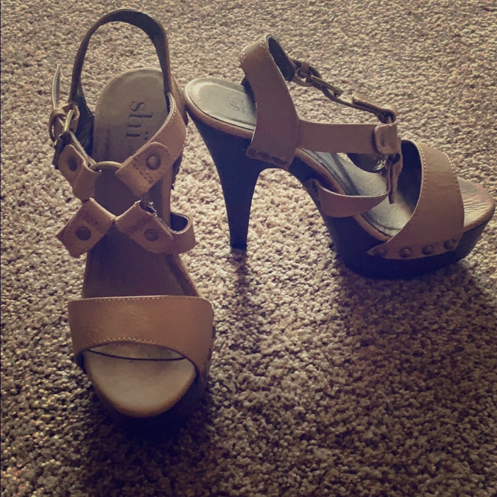 Shi heels